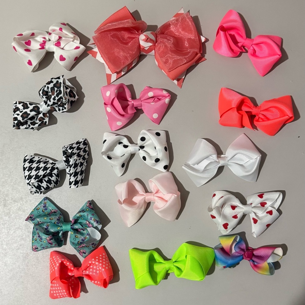 Assortment of Colorful Bow Hairclips.